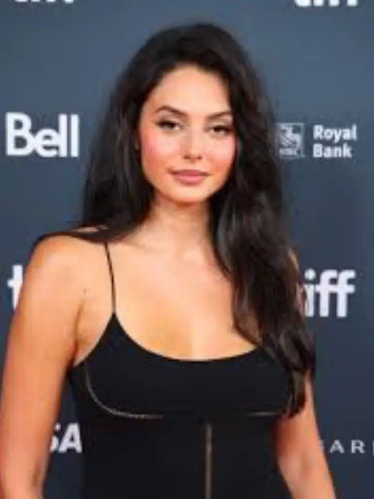 Actor Pardis Seremi Biography: Wiki, Age, Career, Height, Weight, Boyfriend, Net Worth & More